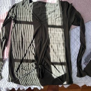 Lululemon Knot a Problem long sleeve shirt